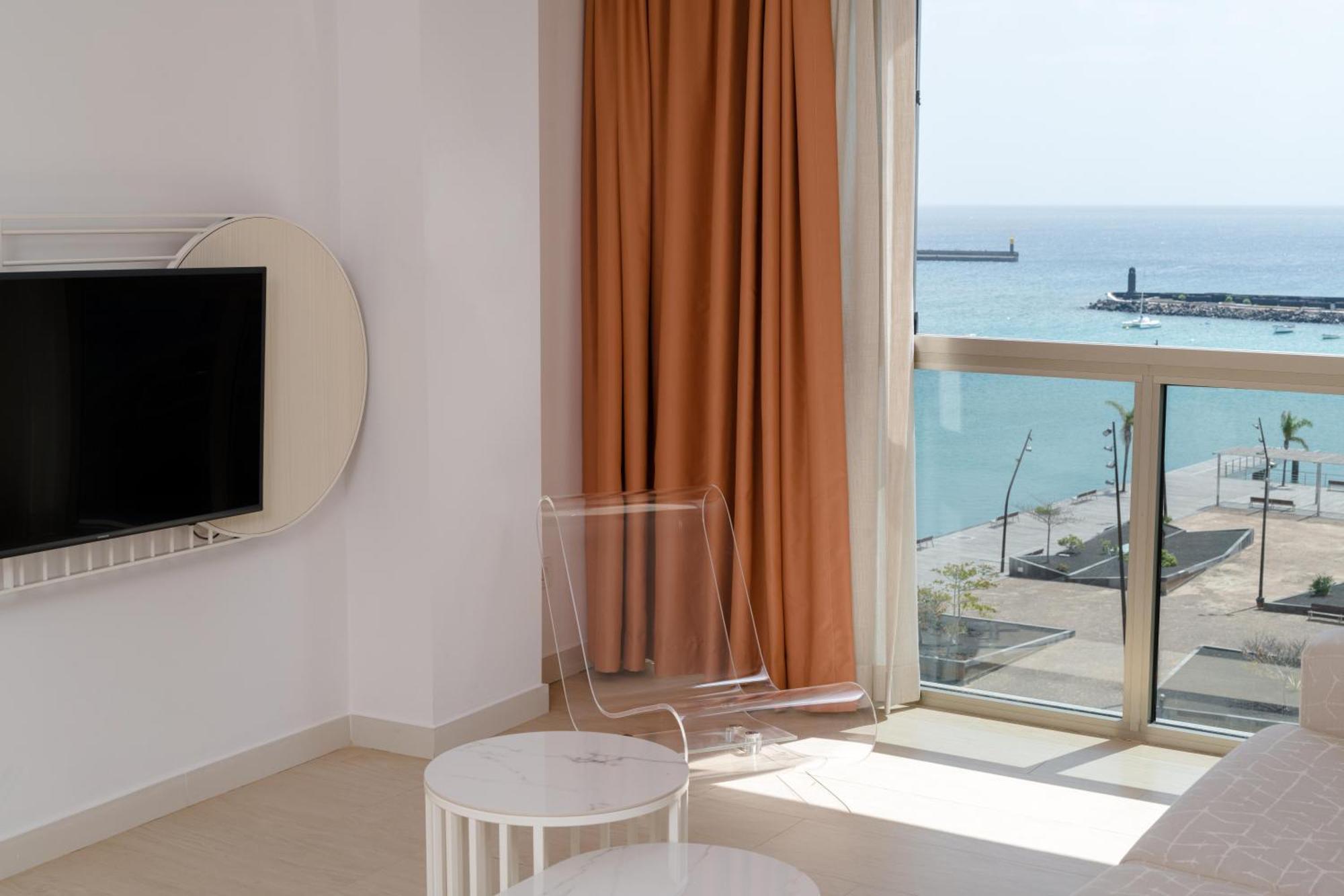 Plus Fariones Habitat Arrecife  Luaran gambar